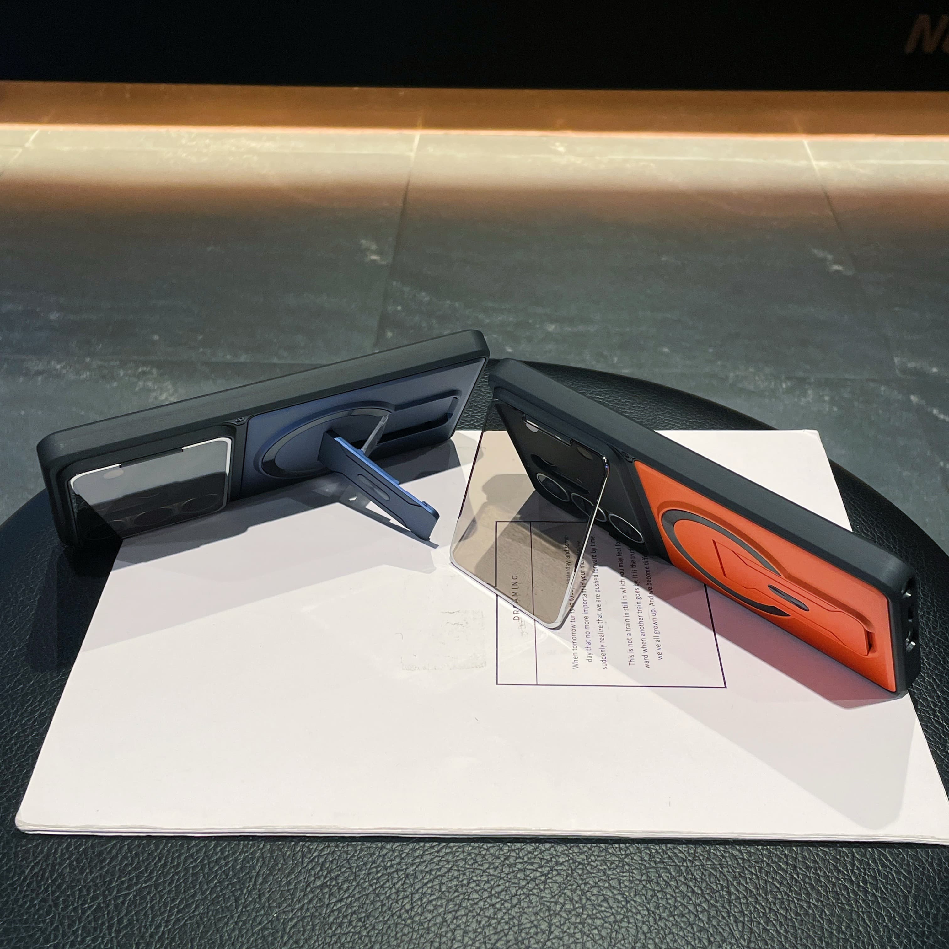 Custodia Magnetica di Lusso co - Kickstand Adjustable recensione e prezzo